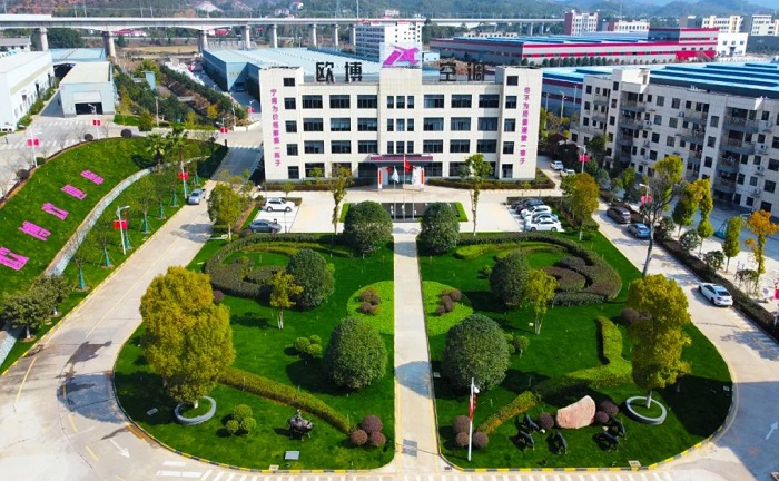 一組新舊照片對比，帶你感受歐博這些年的變化！